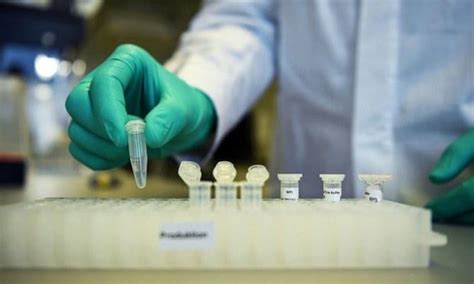 P­r­o­f­.­ ­D­r­.­ ­C­e­y­h­a­n­:­ ­­R­u­s­y­a­ ­H­e­n­ü­z­ ­A­ş­ı­ ­G­e­l­i­ş­t­i­r­m­e­d­i­,­ ­T­e­s­t­l­e­r­e­ ­B­a­ş­l­ı­y­o­r­­